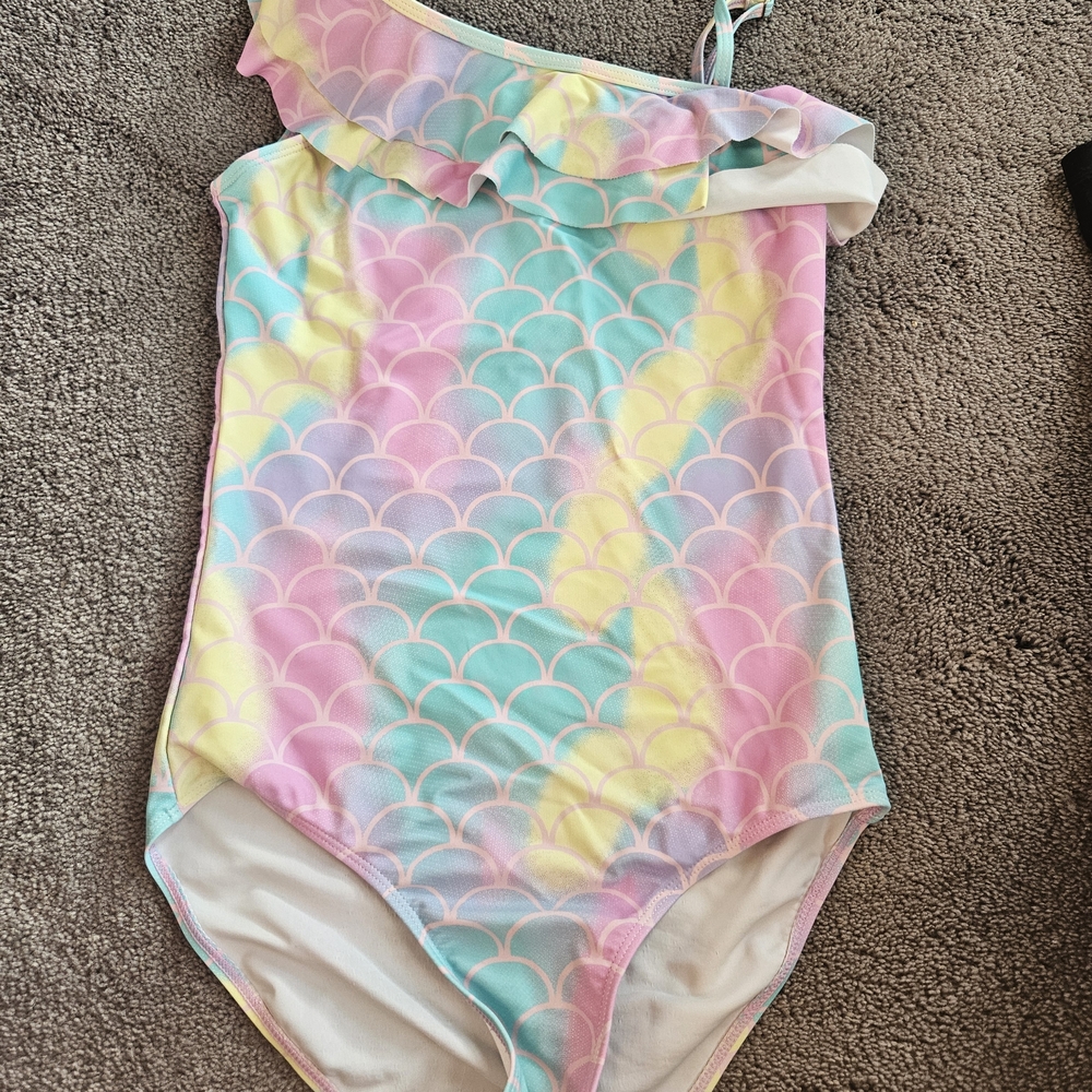 Colorful Mermaid Scale One-Shoulder Swimsuit